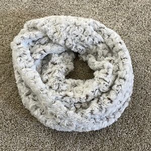 NWOT altard state Soft Infinity scarf